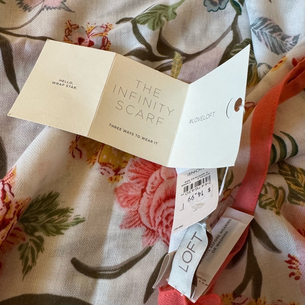 Loft floral infinity scarf - Picture 2 of 3